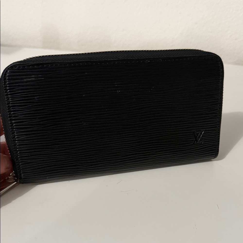 Authentic Louis Vuitton Black Epi Leather Zip-Around Wallet